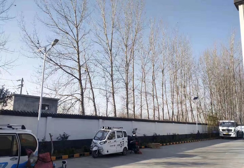 測(cè)試一體化太陽(yáng)能路燈的淋雨防水性能指標(biāo)